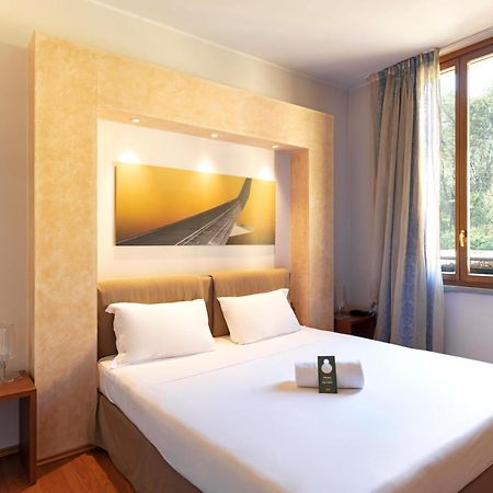 บีแอนด์บี โฮเทล มัลเปนซา ลาโก มัจจอเร Hotel เวอร์จาเต ภายนอก รูปภาพ